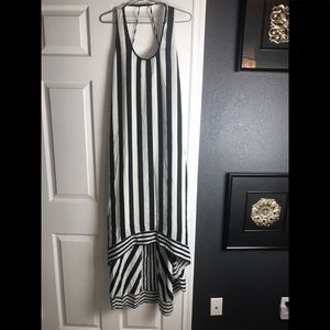 Black and  white high low maxi